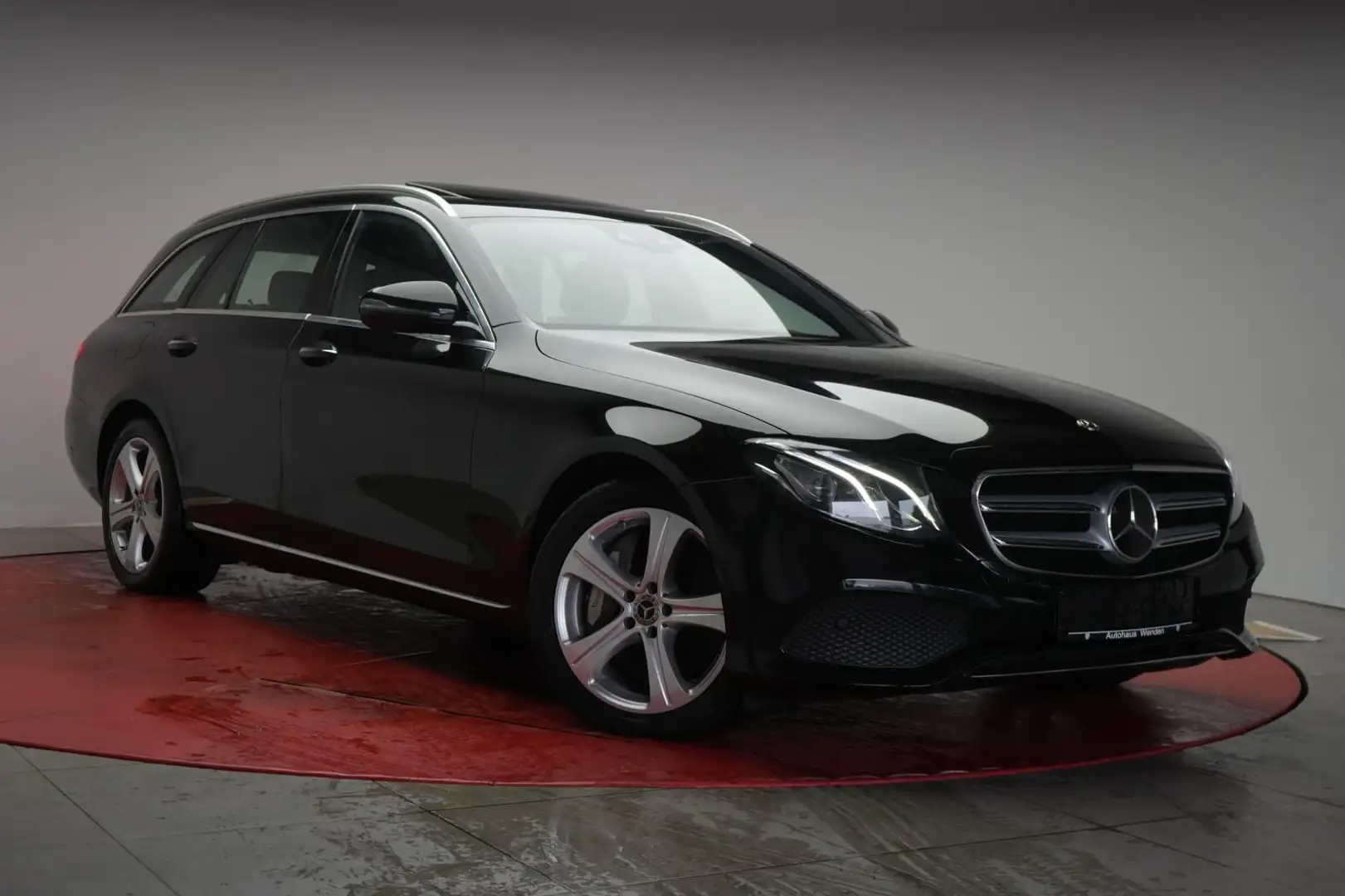 Mercedes-Benz E 350 d 4Matic T 9G-Tronic Avantgarde Distronic/ Negru - 1