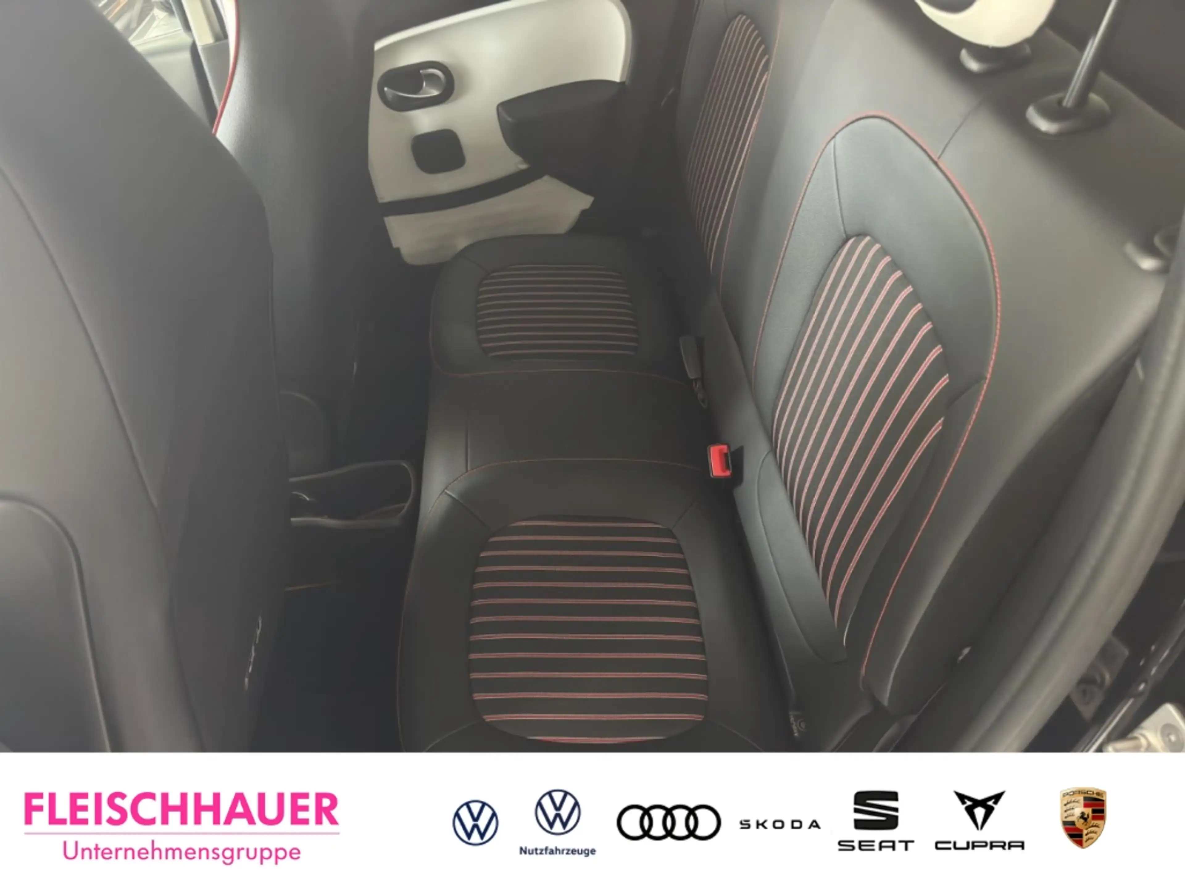 Renault Twingo Le Coq Sportif SHZ DAB+ Bluetooth Klima LED ZV E-F — photo 9