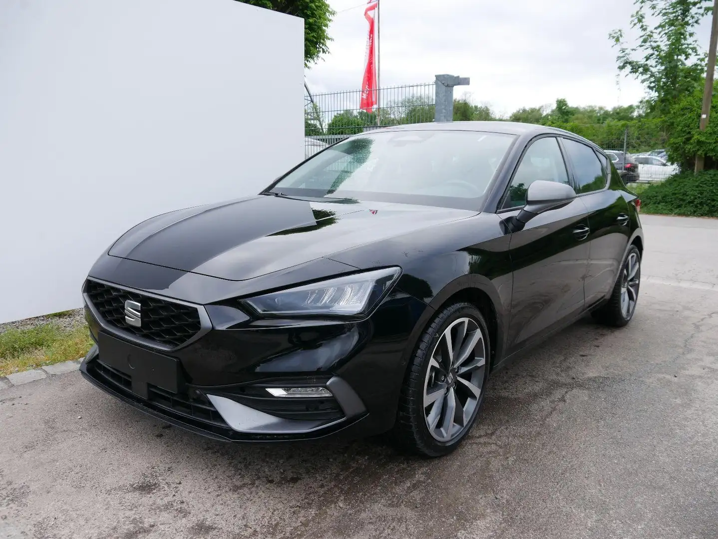 SEAT Leon FR 2.0 TDI DSG DSG*KAMERA*ACC*TEMPOMAT*NAVI*3-Z... Schwarz - 1