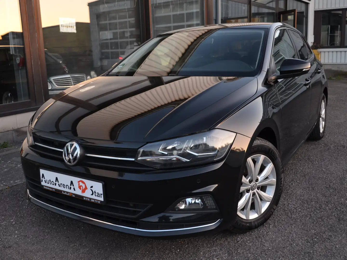 Volkswagen Polo 1,6 TDI Highline,Alu,Klima,Navi,PDC,Tel,Shz Schwarz - 1