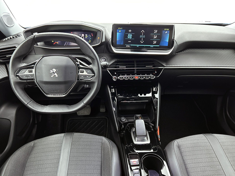 Peugeot e-2008 EV Blue Lease Allure 50 kWh | Navigatie | ACCU 90% — photo 11