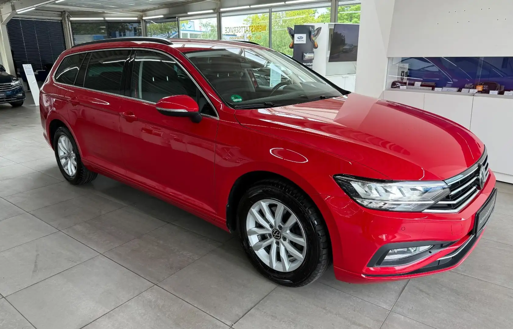 Volkswagen Passat Variant Passat*Variant*Business*Navi*Virtual*ACC*AHK*LED Rouge - 1