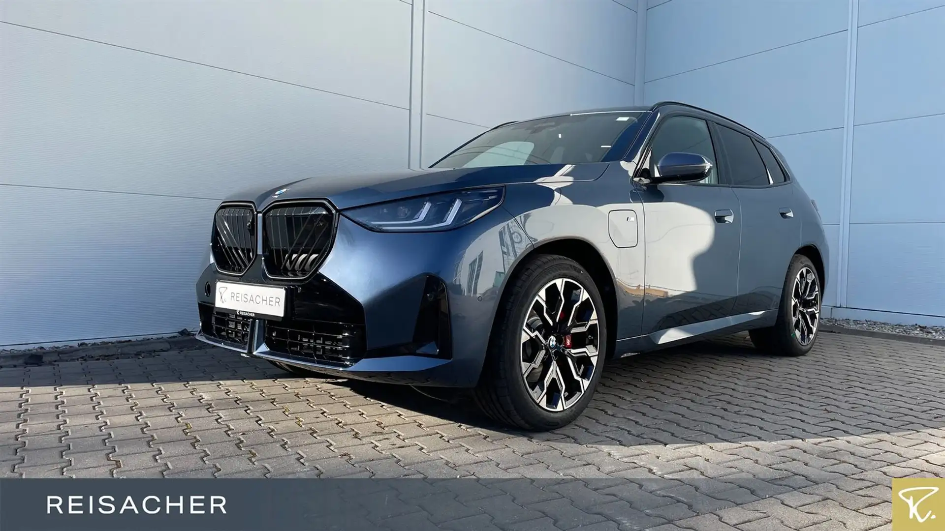 BMW X3 30e xDrive A M-Sport,M-Sport PRO,AHK,DAProf,A Blau - 1