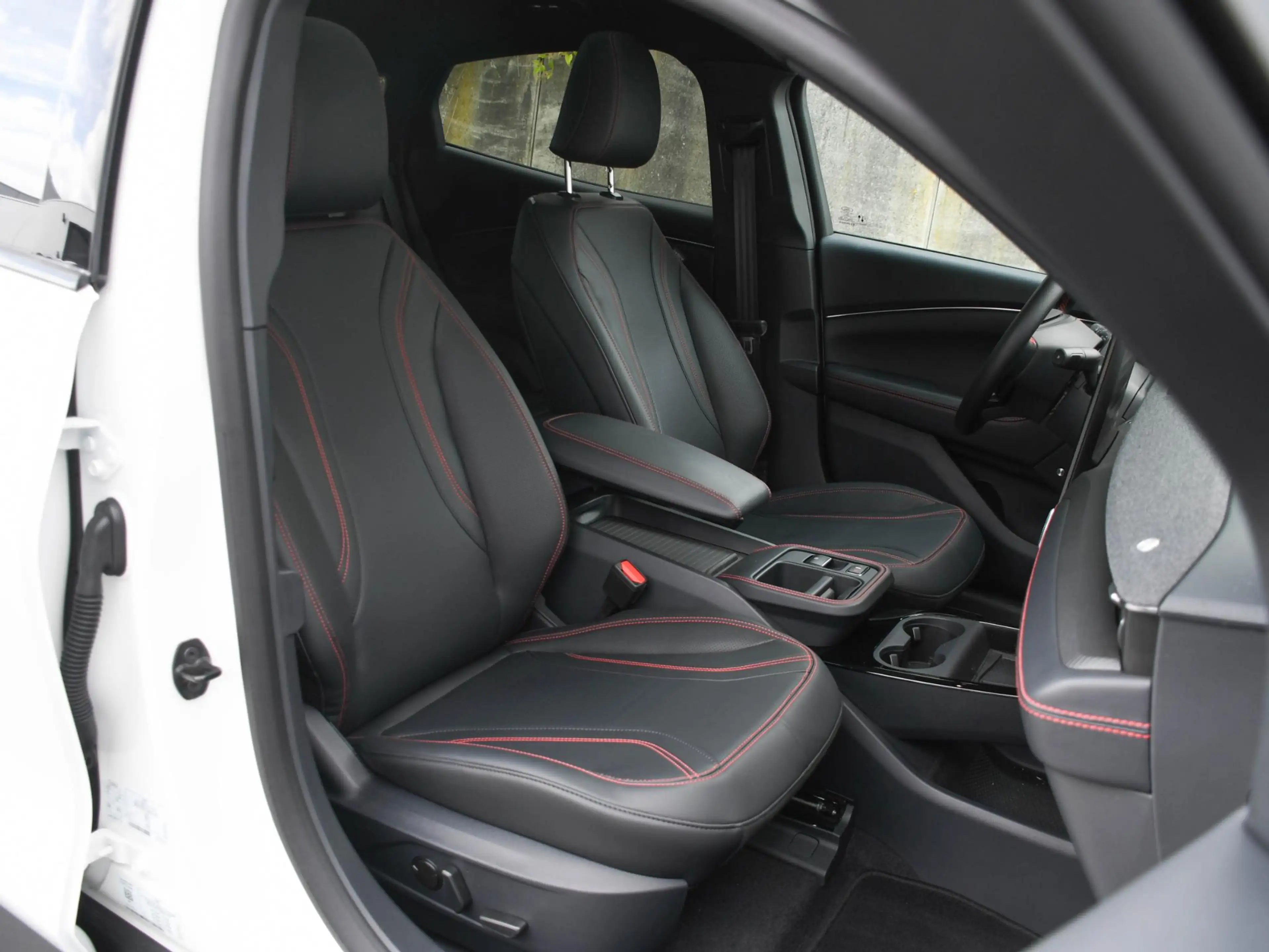 Ford Mustang Mach-E Premium Extended Range RWD 88kWh 276pk Automaat PA — photo 10