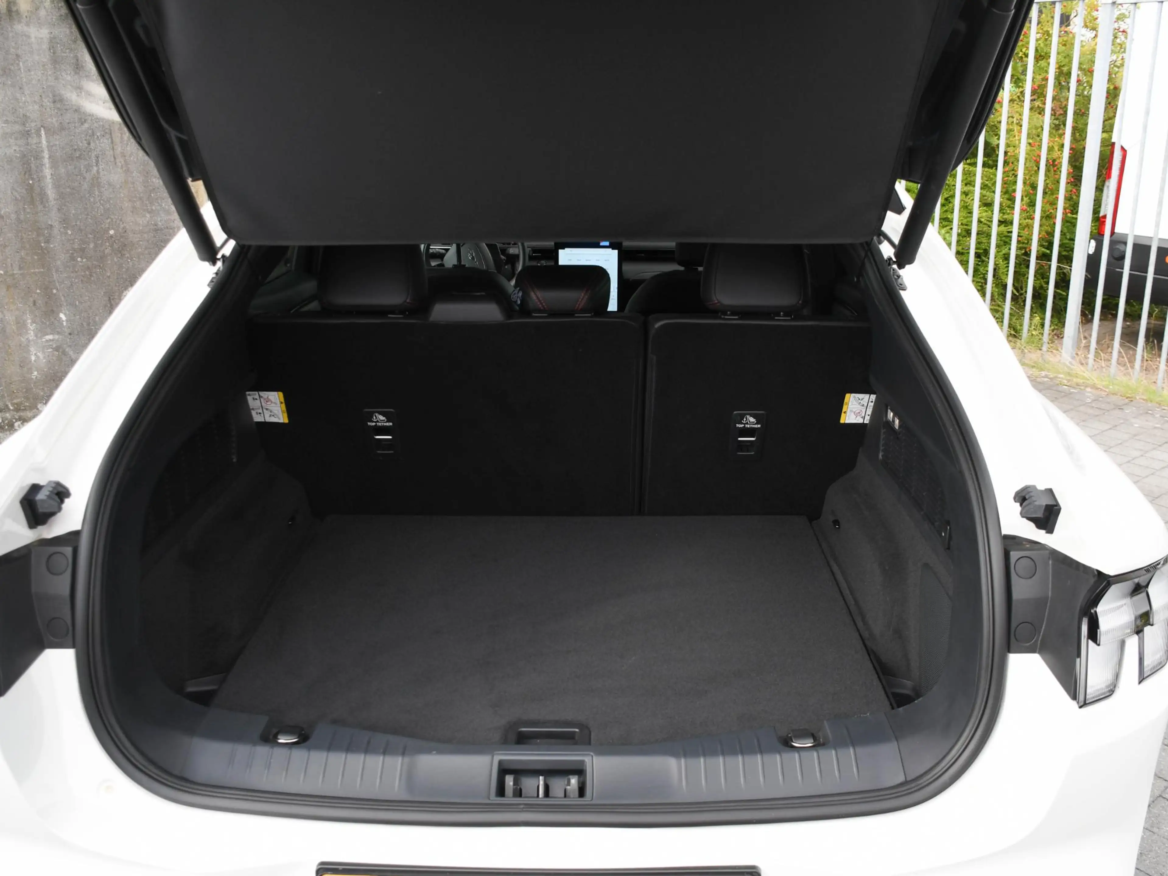 Ford Mustang Mach-E Premium Extended Range RWD 88kWh 276pk Automaat PA — photo 13