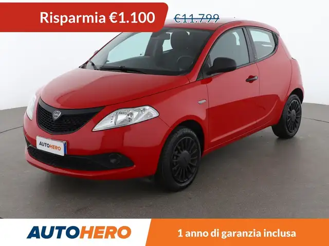 Lancia Ypsilon