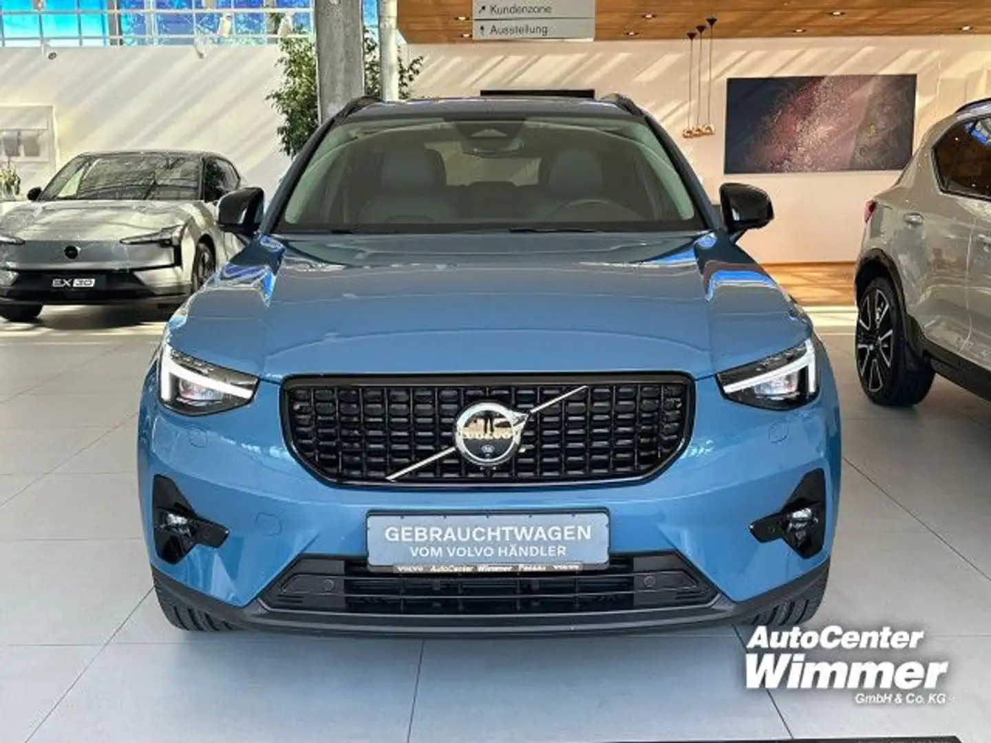 Volvo XC40 B3 B DKG Plus Dark Bluetooth LED Vollleder Blau - 2