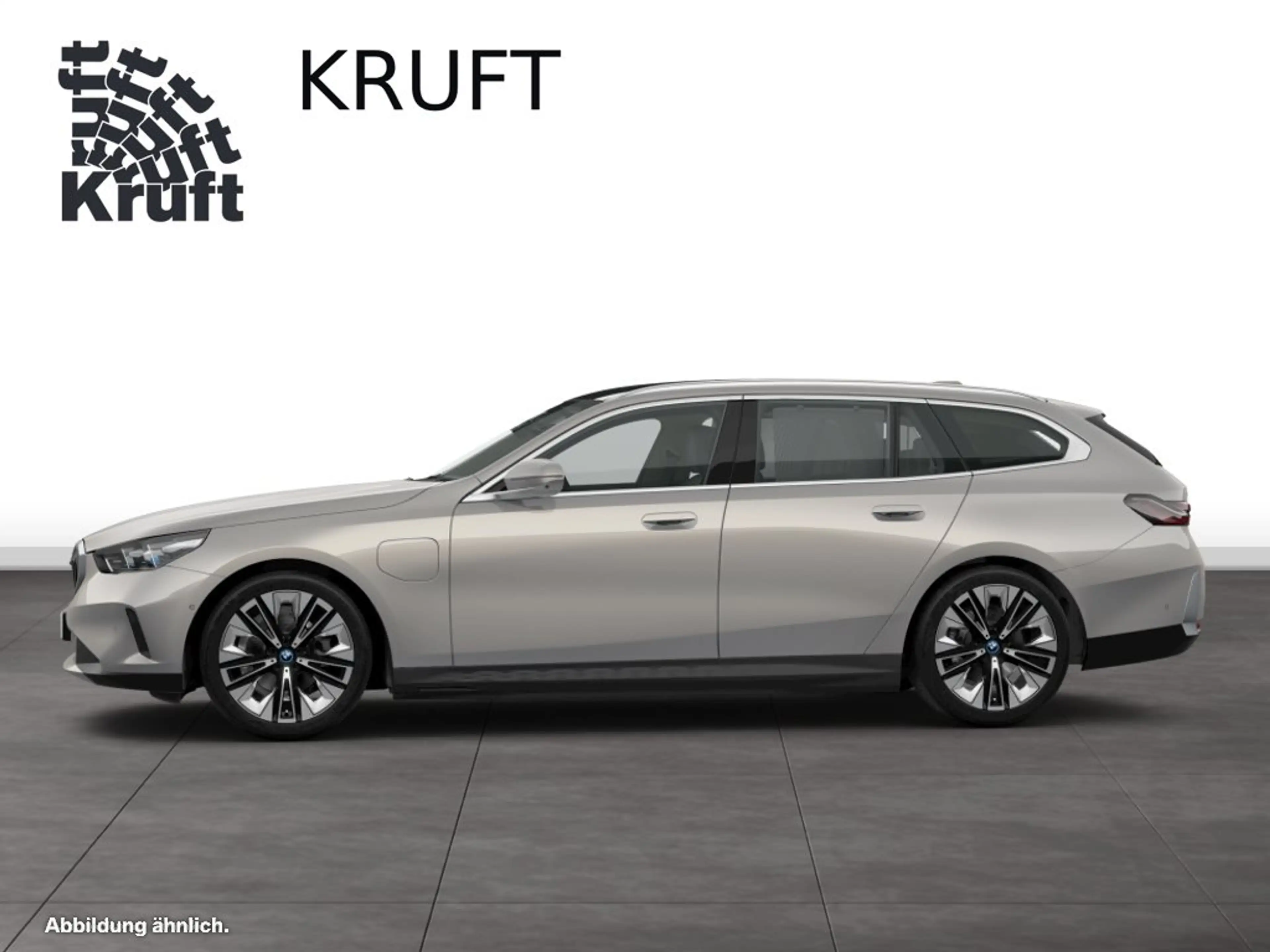 BMW 530 e xDrive Touring PANO+AHK+KOMFORTSITZE+DA PLUS+PA — photo 6