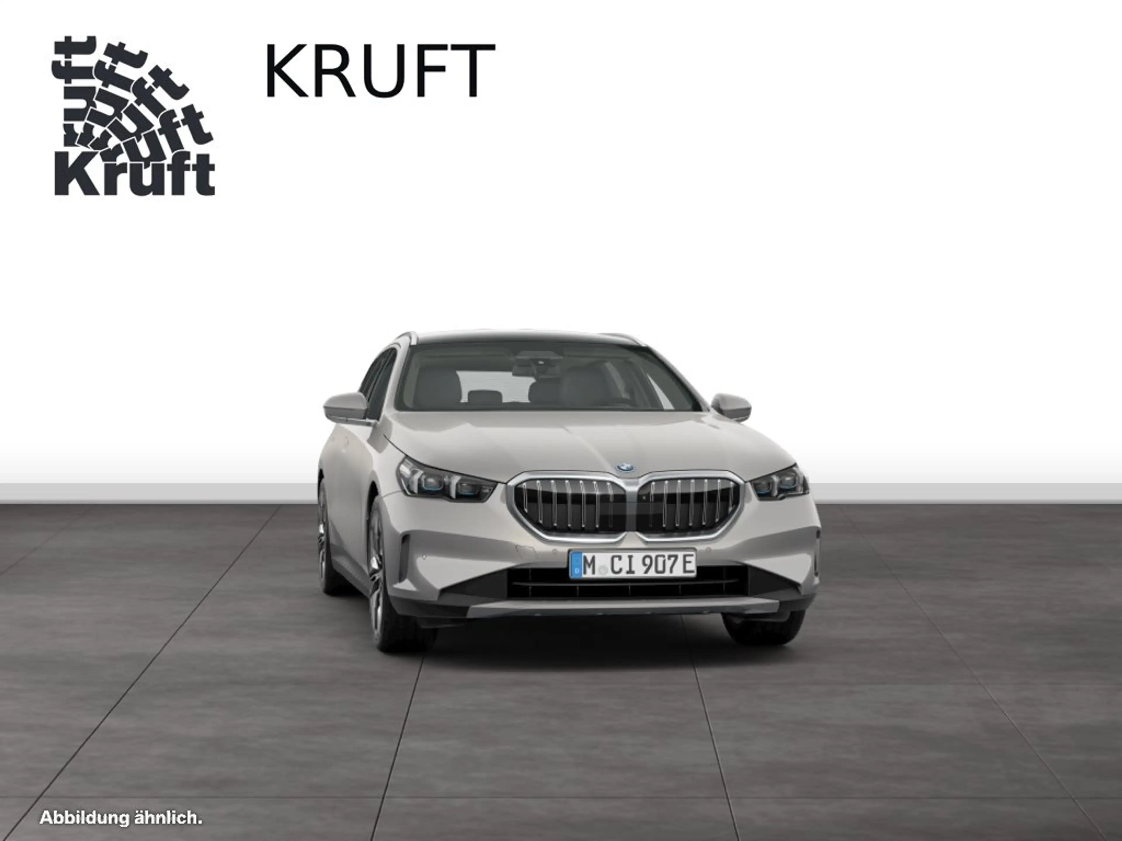 BMW 530 e xDrive Touring PANO+AHK+KOMFORTSITZE+DA PLUS+PA — photo 11