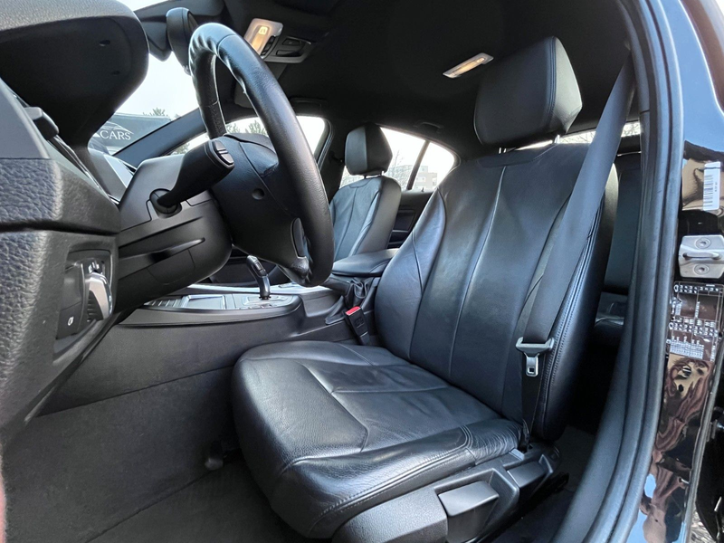 BMW 118 d AUTOMATIK*KEYLESS*LED*LEDER*VIRTUAL* — photo 10