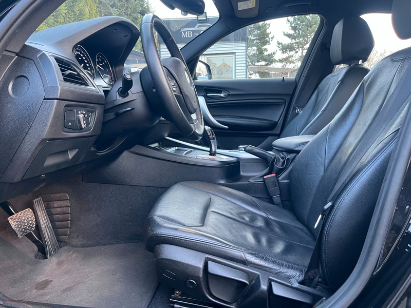 BMW 118 d AUTOMATIK*KEYLESS*LED*LEDER*VIRTUAL* — photo 9