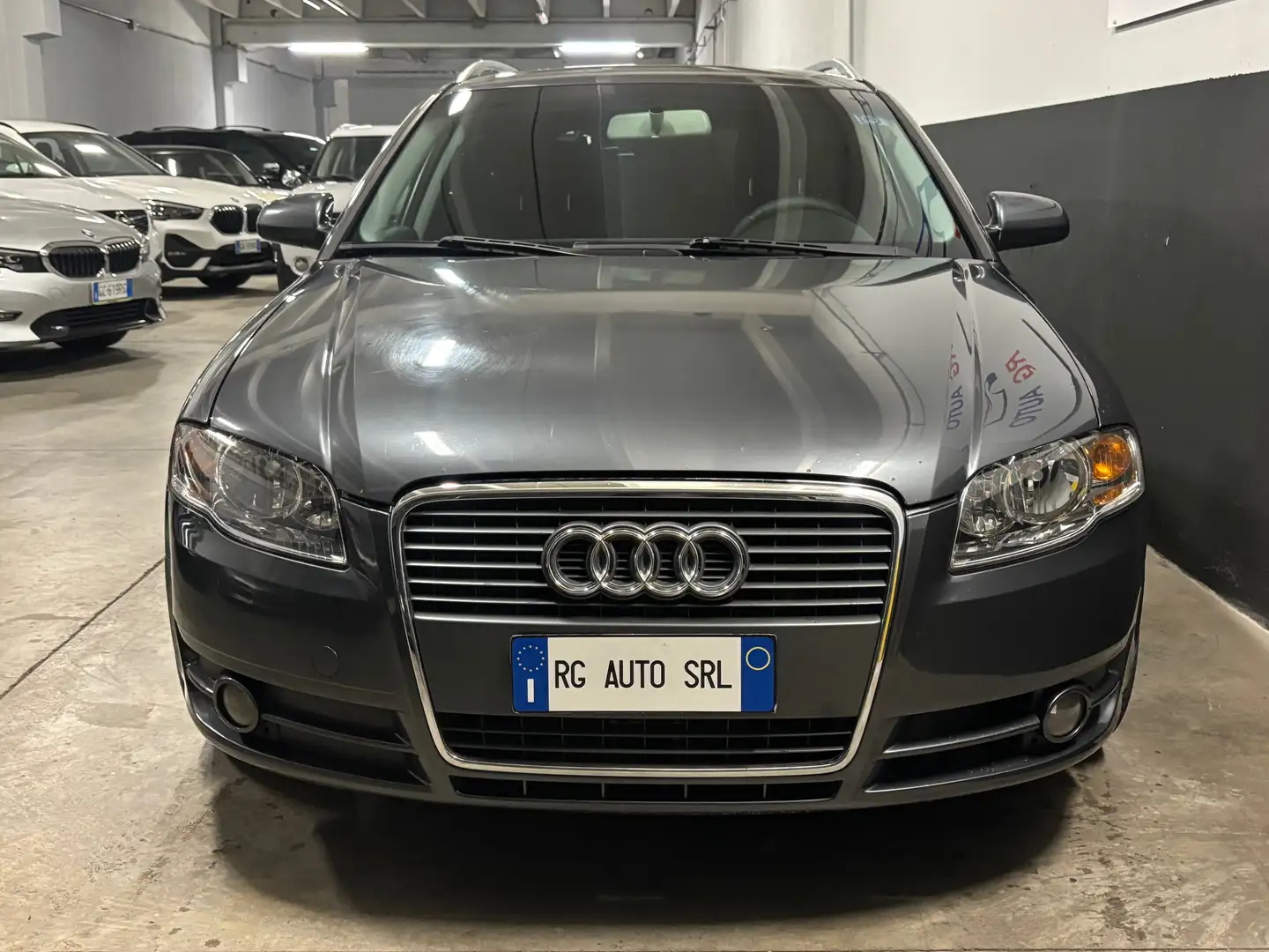 Audi A4 A4 III 2004 Avant Avant 2.0 tdi Gris - 2