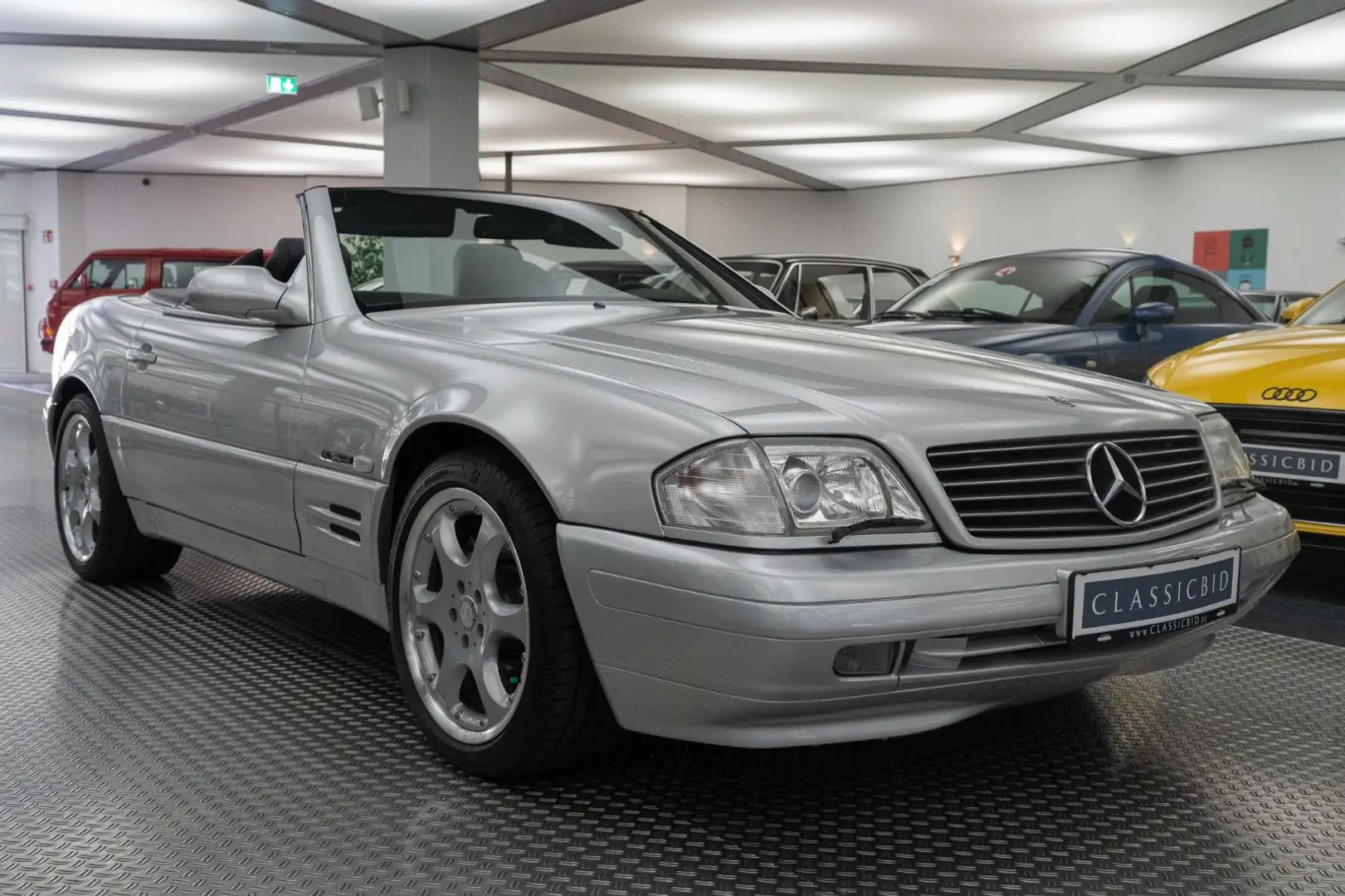 Mercedes-Benz SL 320 "SL Edition" Серебристый - 2