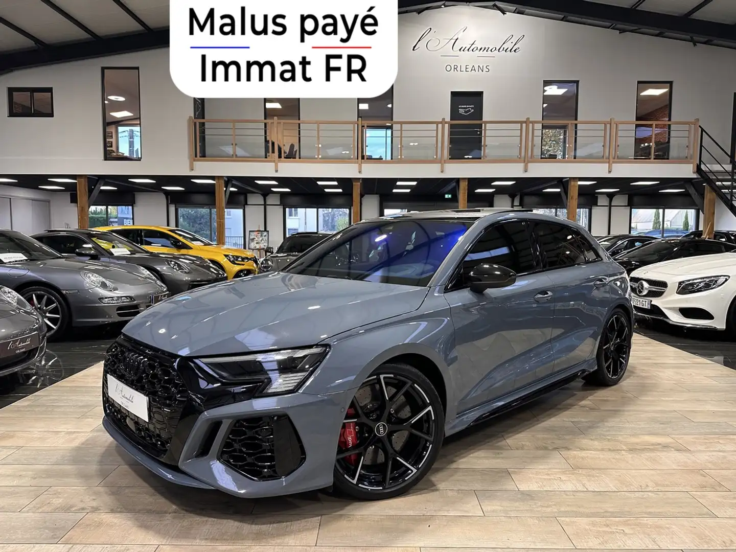 Audi RS3 Quattro 2.5L TFSI 400 ch / Freins Céramiques / OPT Gris - 1