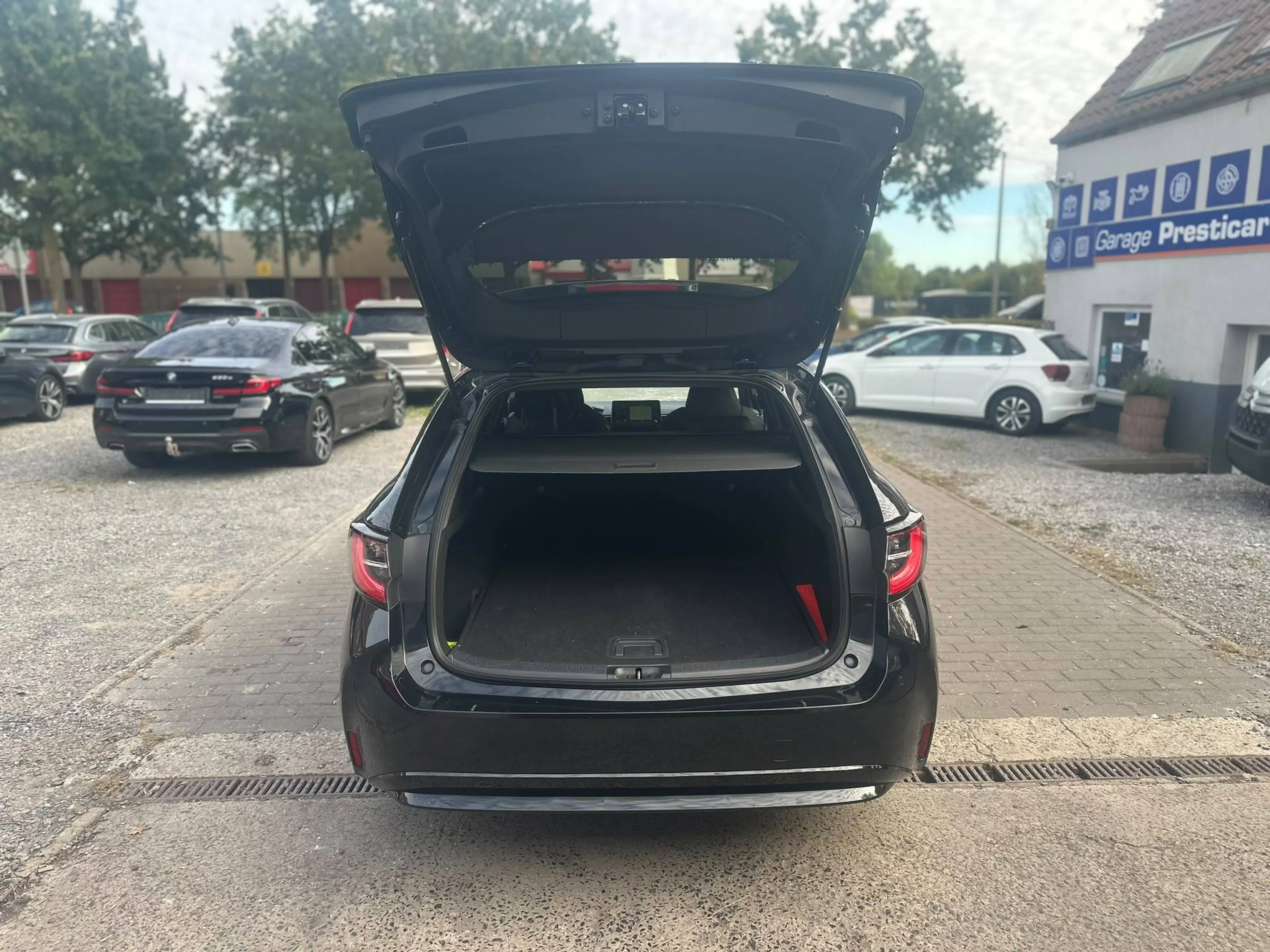 Toyota Corolla Corolla SW Hybrid 1.8 Dynamic GPF e-CVT — photo 8
