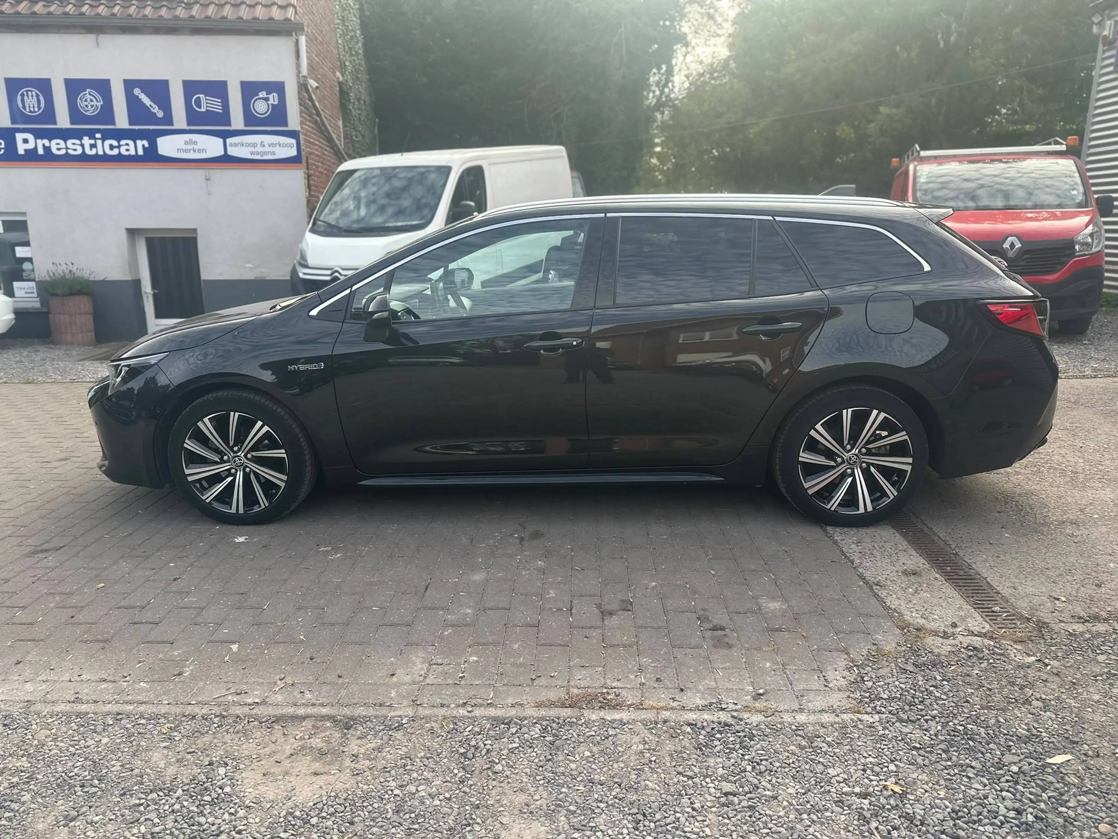 Toyota Corolla Corolla SW Hybrid 1.8 Dynamic GPF e-CVT — photo 10