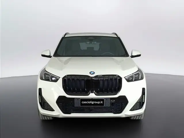 BMW X1 view 2