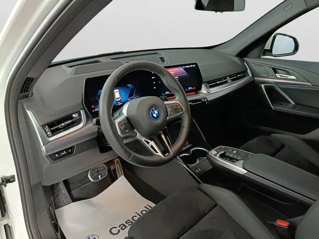 BMW X1 view 7