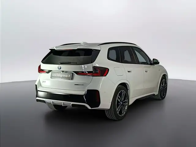 BMW X1 view 4