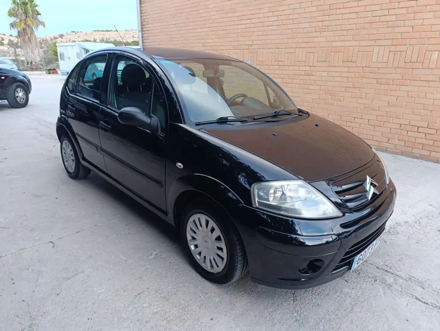 Citroen C3 1.1i Furio Schwarz - 2