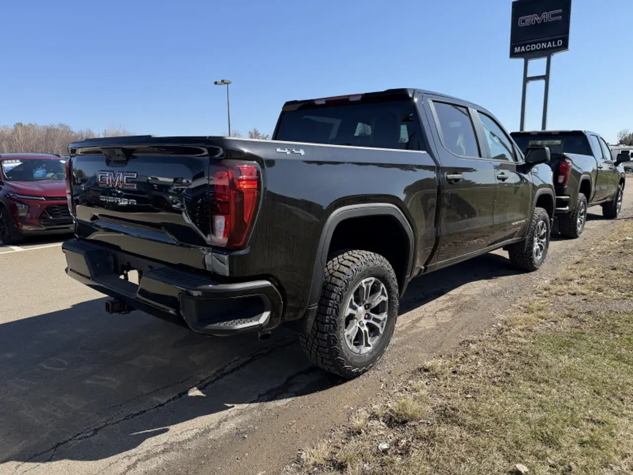 GMC Sierra 1500 снимка GMC Sierra 1500