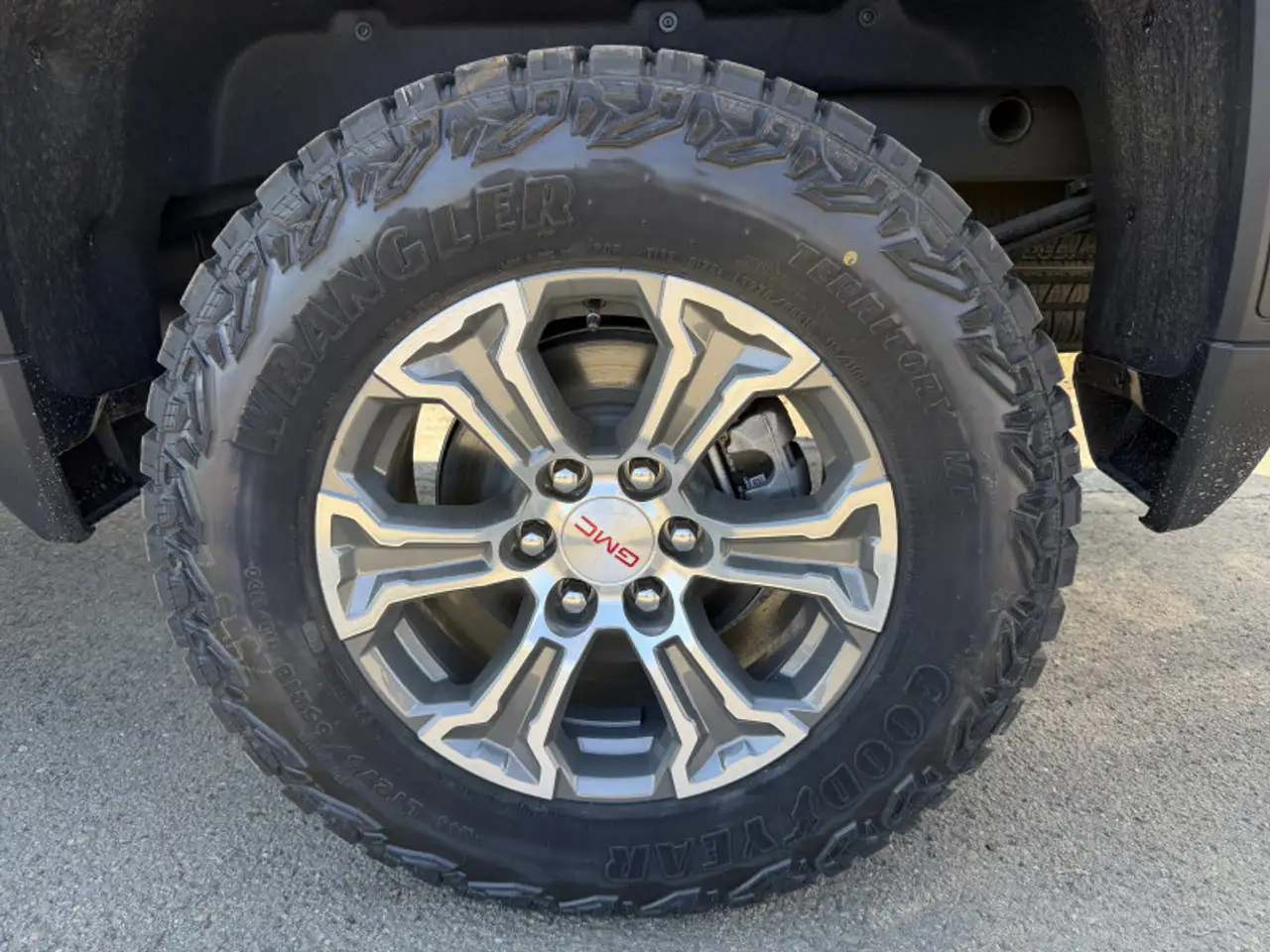 GMC Sierra 1500 снимка GMC Sierra 1500