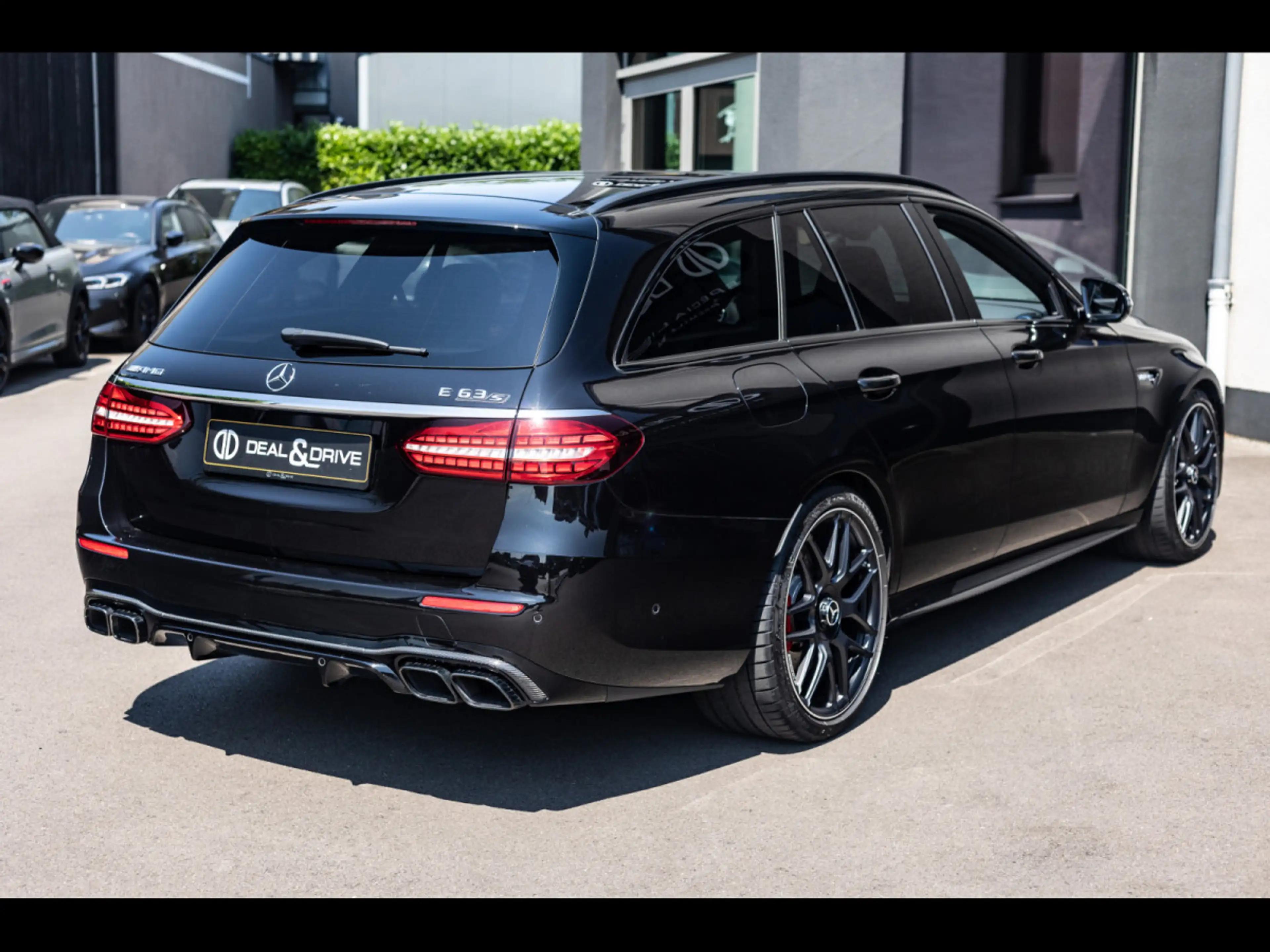 Mercedes-Benz E 63 AMG S T-MODELL°CARBON°PERF SITZE°360°NIGHT°AHK — photo 7