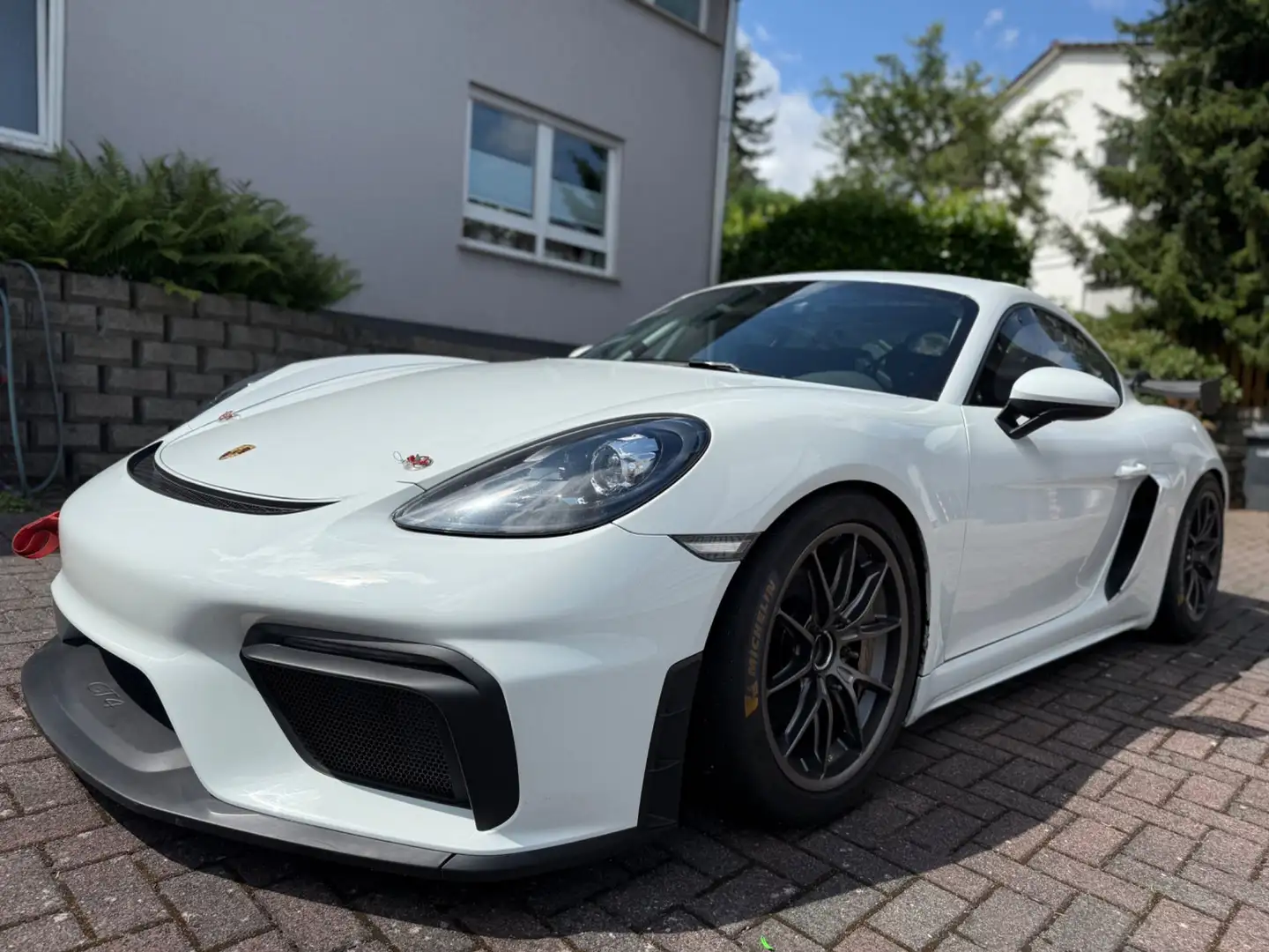 Porsche Cayman 718  GT4 Clubsport Blanc - 1