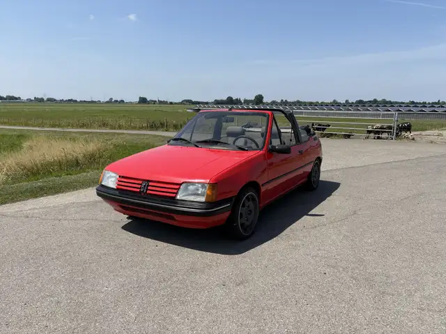 Peugeot 205 CT