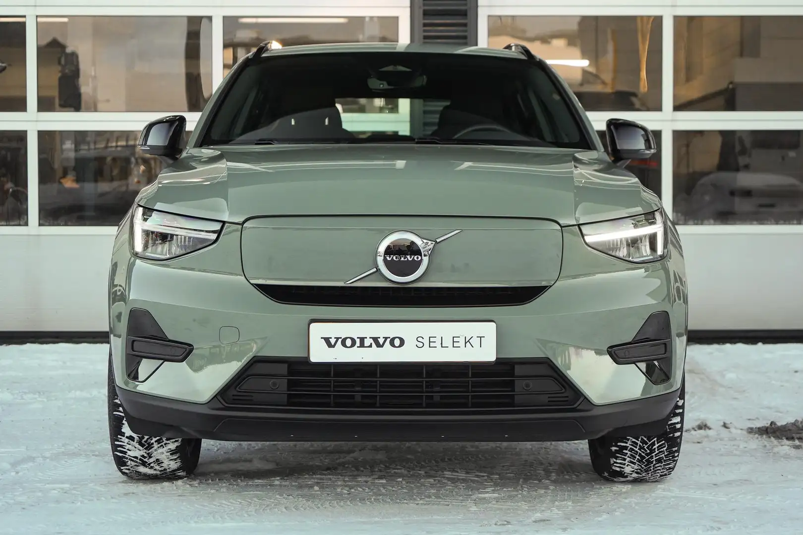 Volvo EX40 Single Motor Extended Range Plus 82 kWh | Keyless Vert - 2