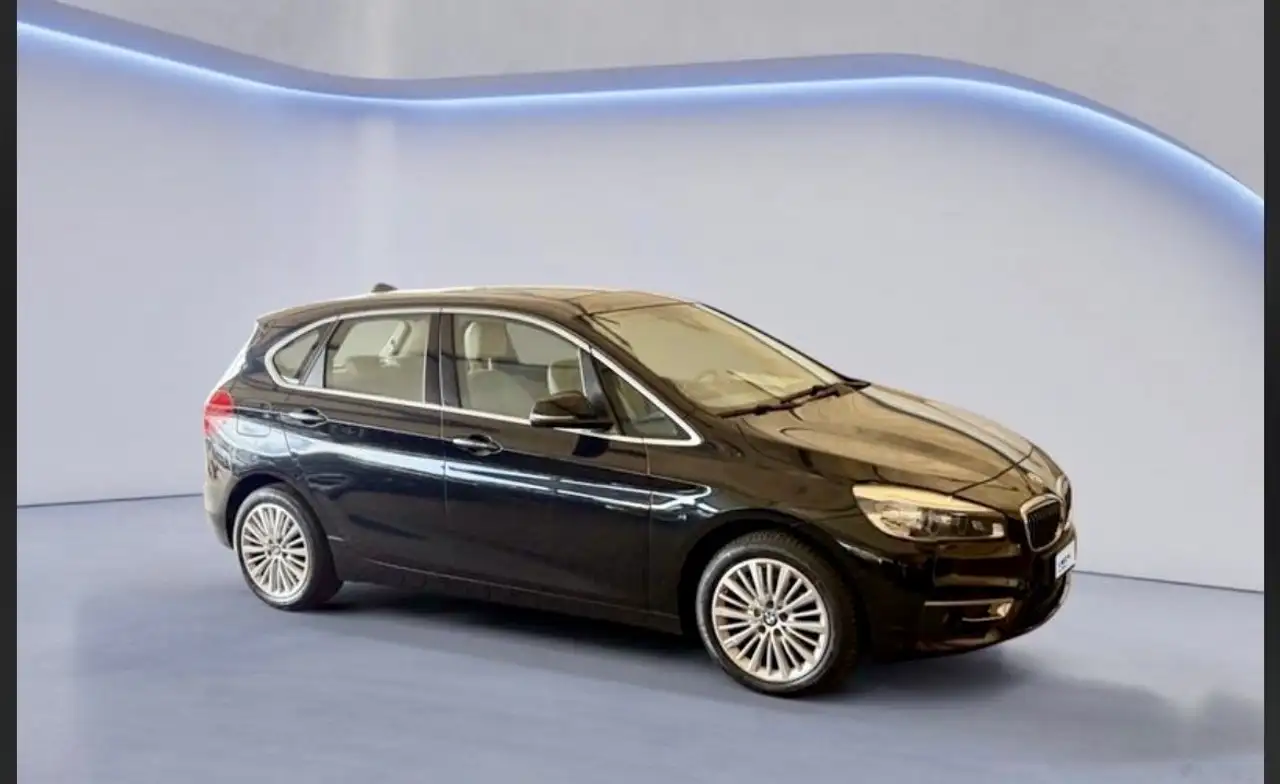 BMW 218