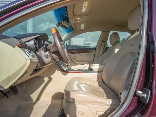 Cadillac CTS view 20
