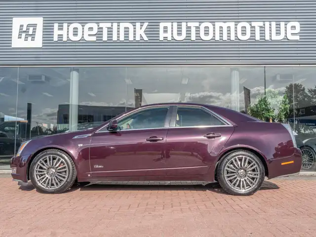 Cadillac CTS view 9