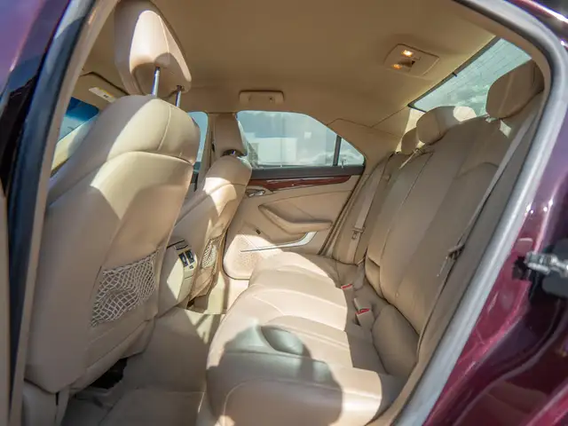 Cadillac CTS view 21