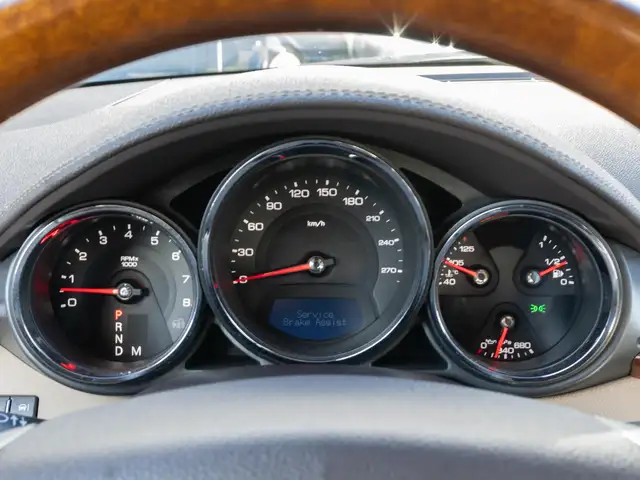 Cadillac CTS view 23