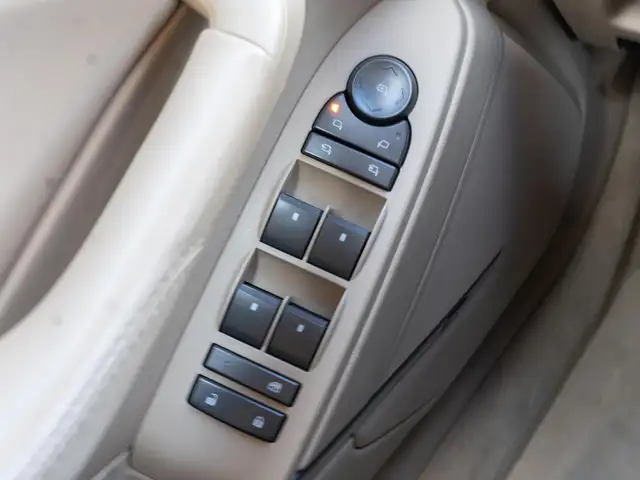 Cadillac CTS view 28