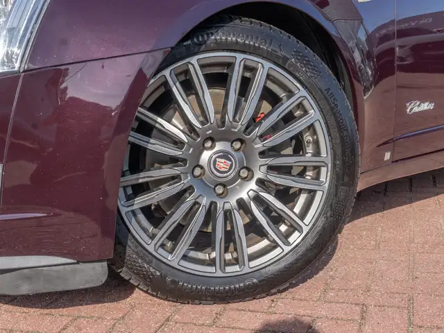 Cadillac CTS view 17