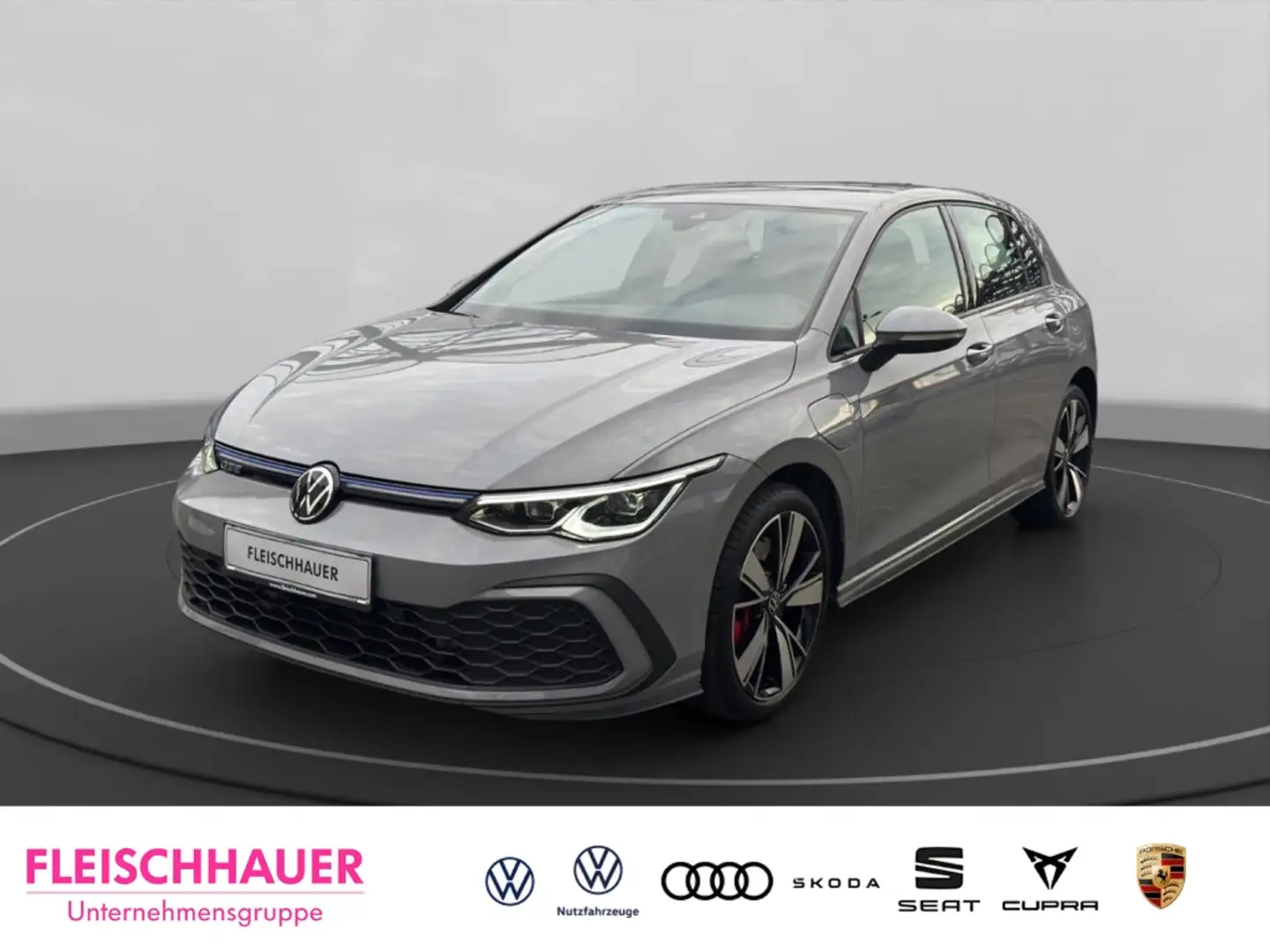 Volkswagen Golf VIII GTE Navi Digitales Cockpit LED Apple CarPlay Grau - 1