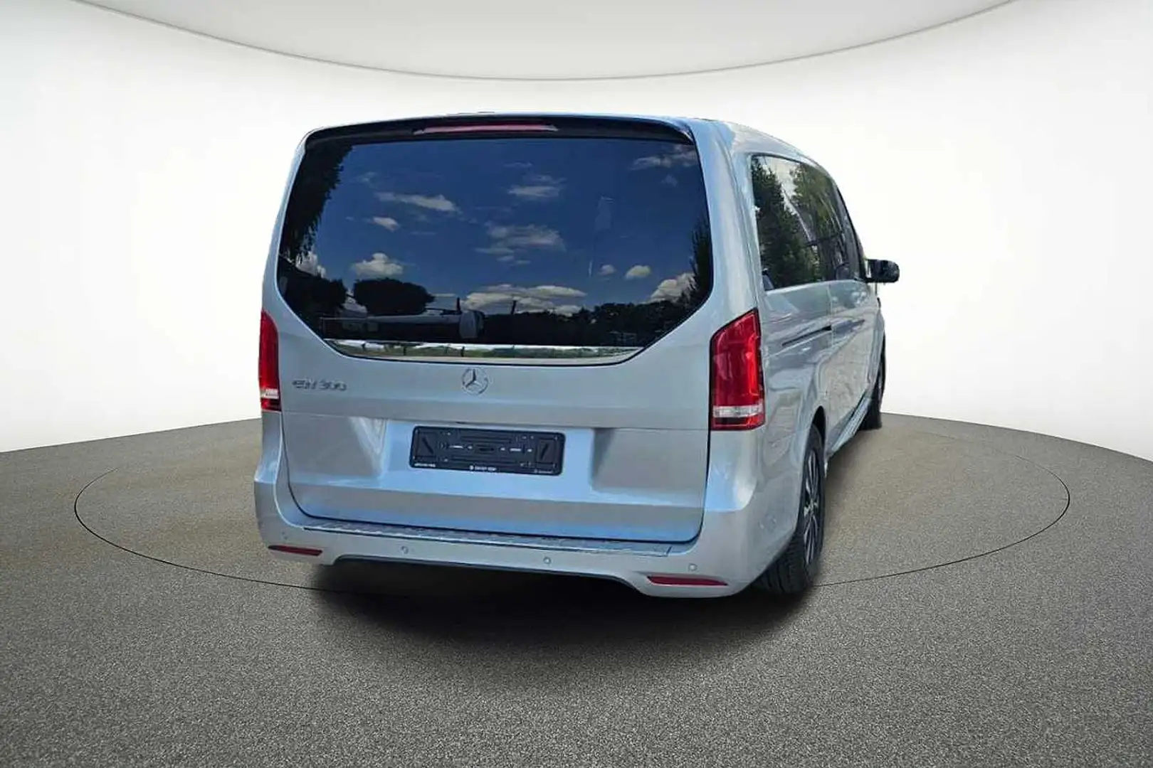 Mercedes-Benz EQV 300 L2 Argento - 2