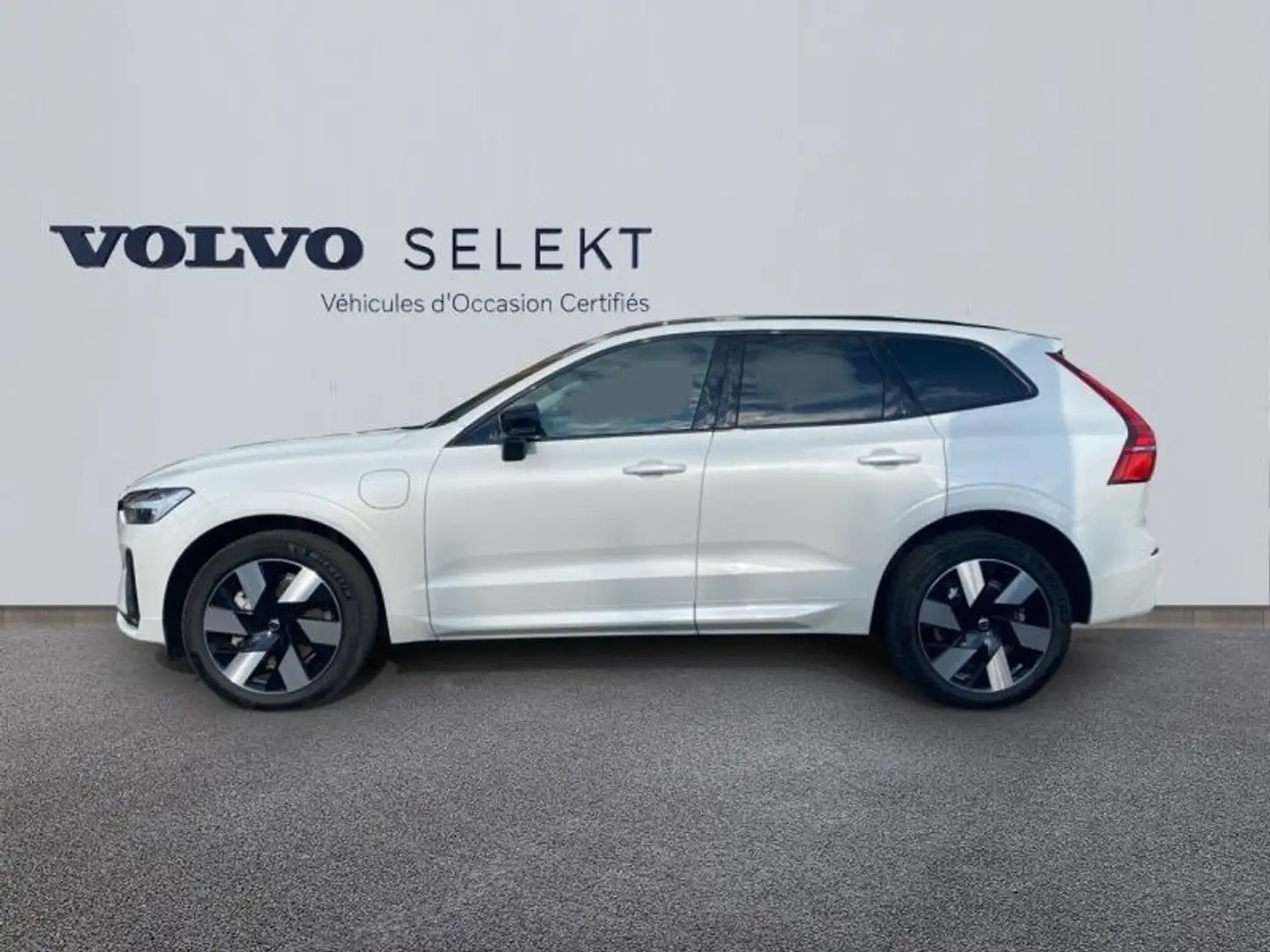 Volvo XC60 T6 Hybride Rechargeable 350ch Plus Style Dark Gear - 2