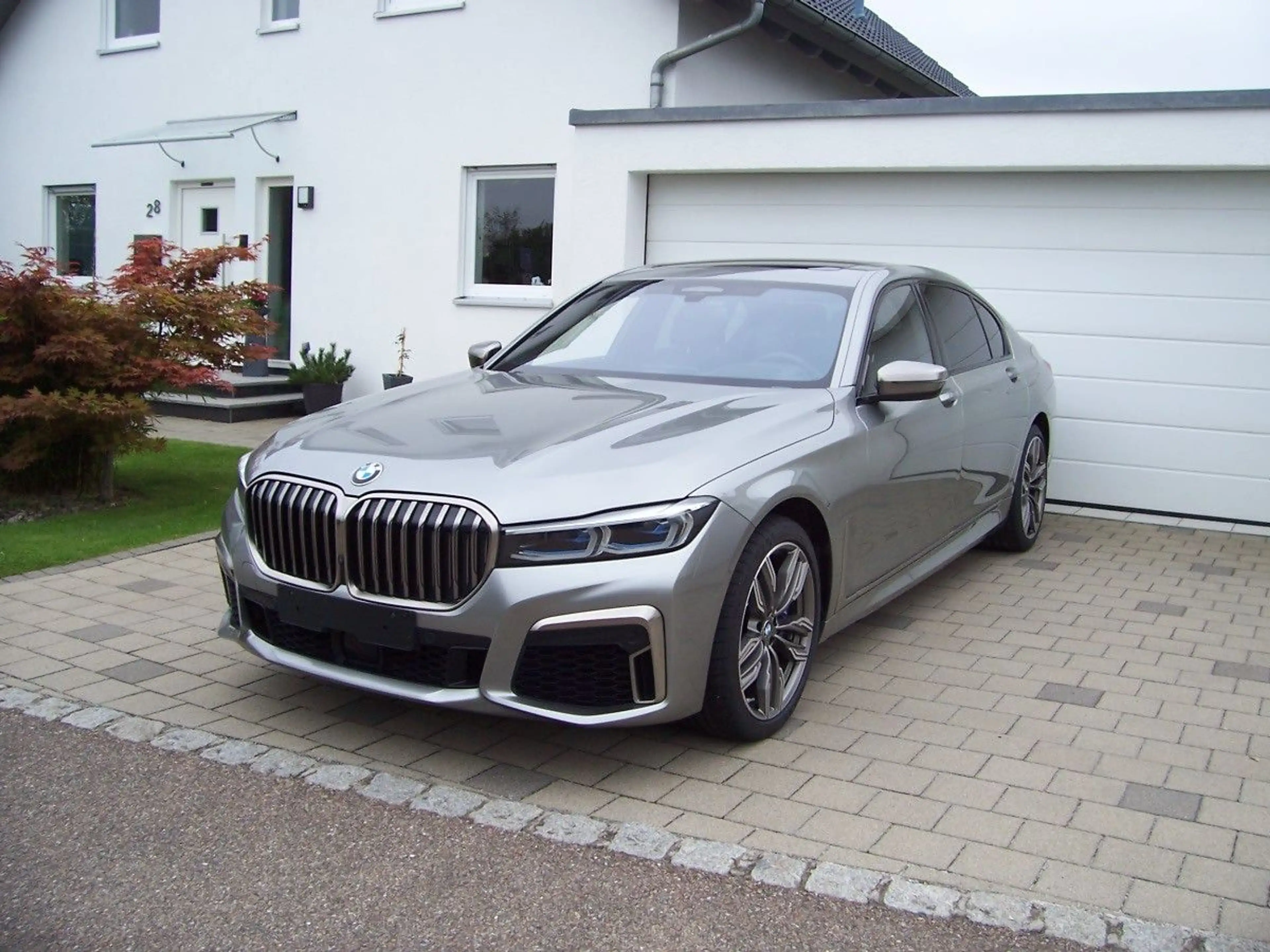 BMW 760 Li xDrive Deutsches Sammlerfahrzeug aus 1.Hd