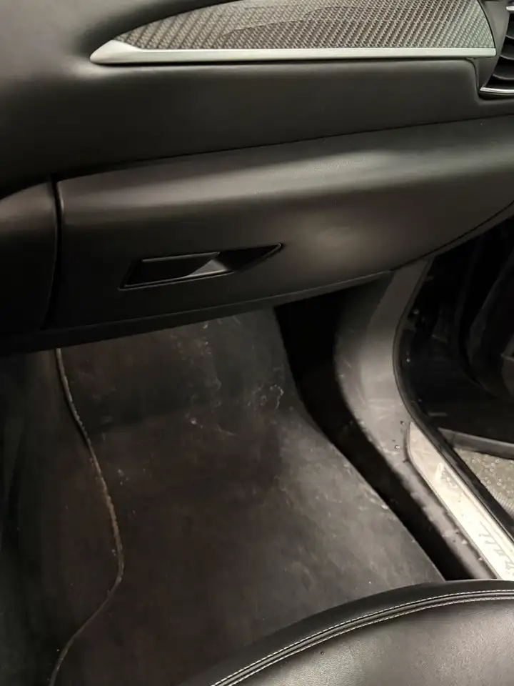 Maserati Levante снимка Maserati Levante