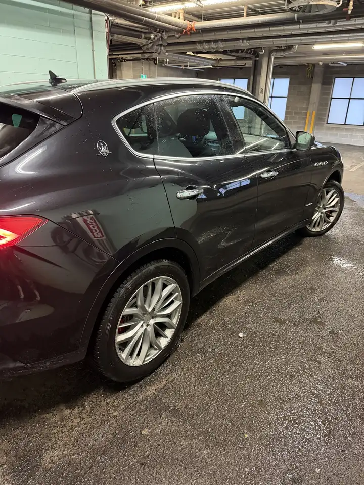 Maserati Levante снимка Maserati Levante
