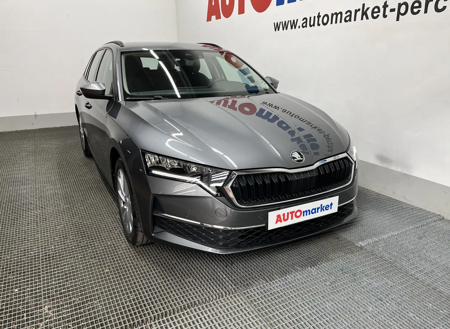 Skoda Octavia Wagon 2.0 TDI Selection 150cv dsg Grigio - 2
