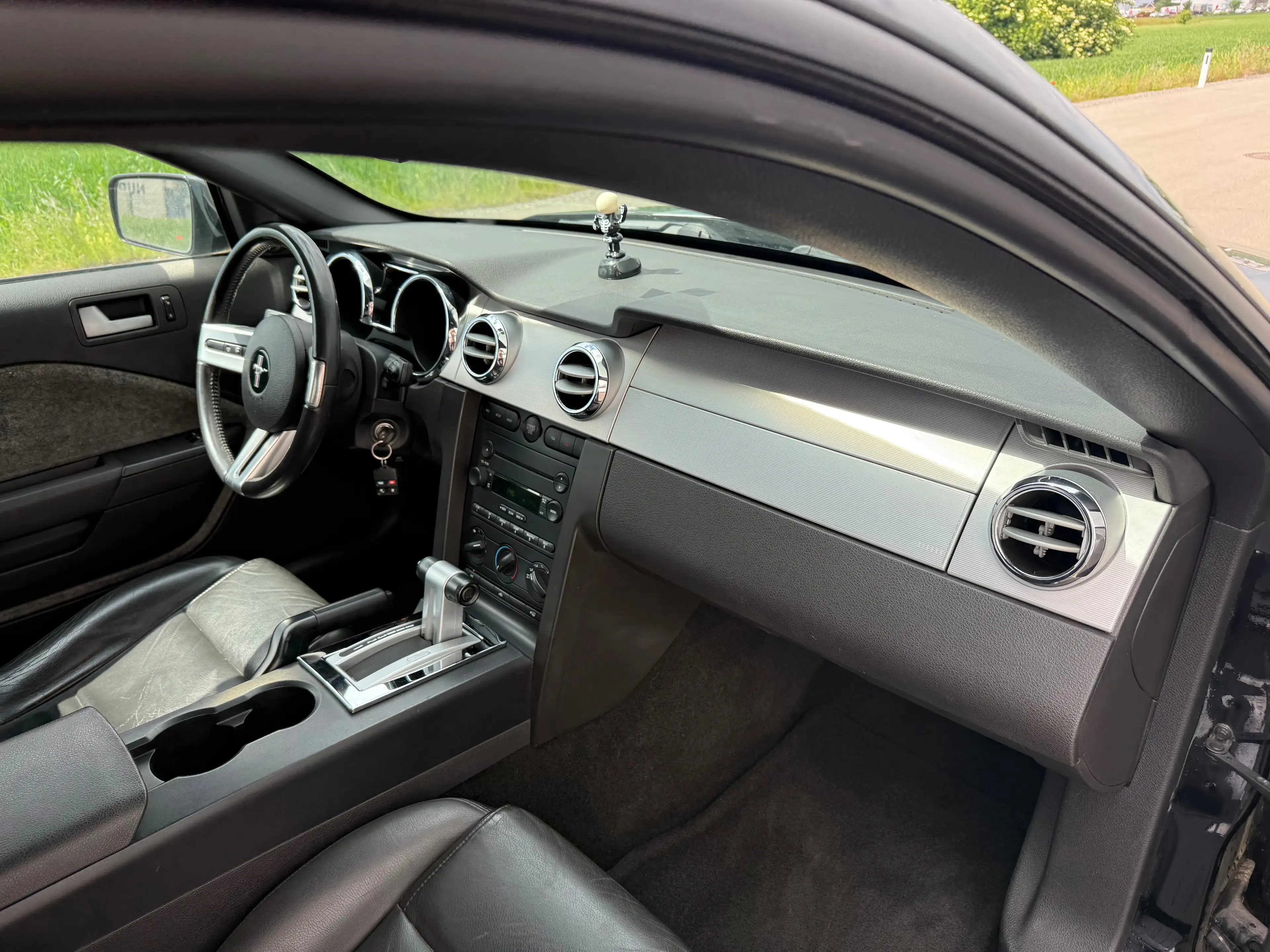 Ford Mustang V6 Aut. ID:122 — photo 8
