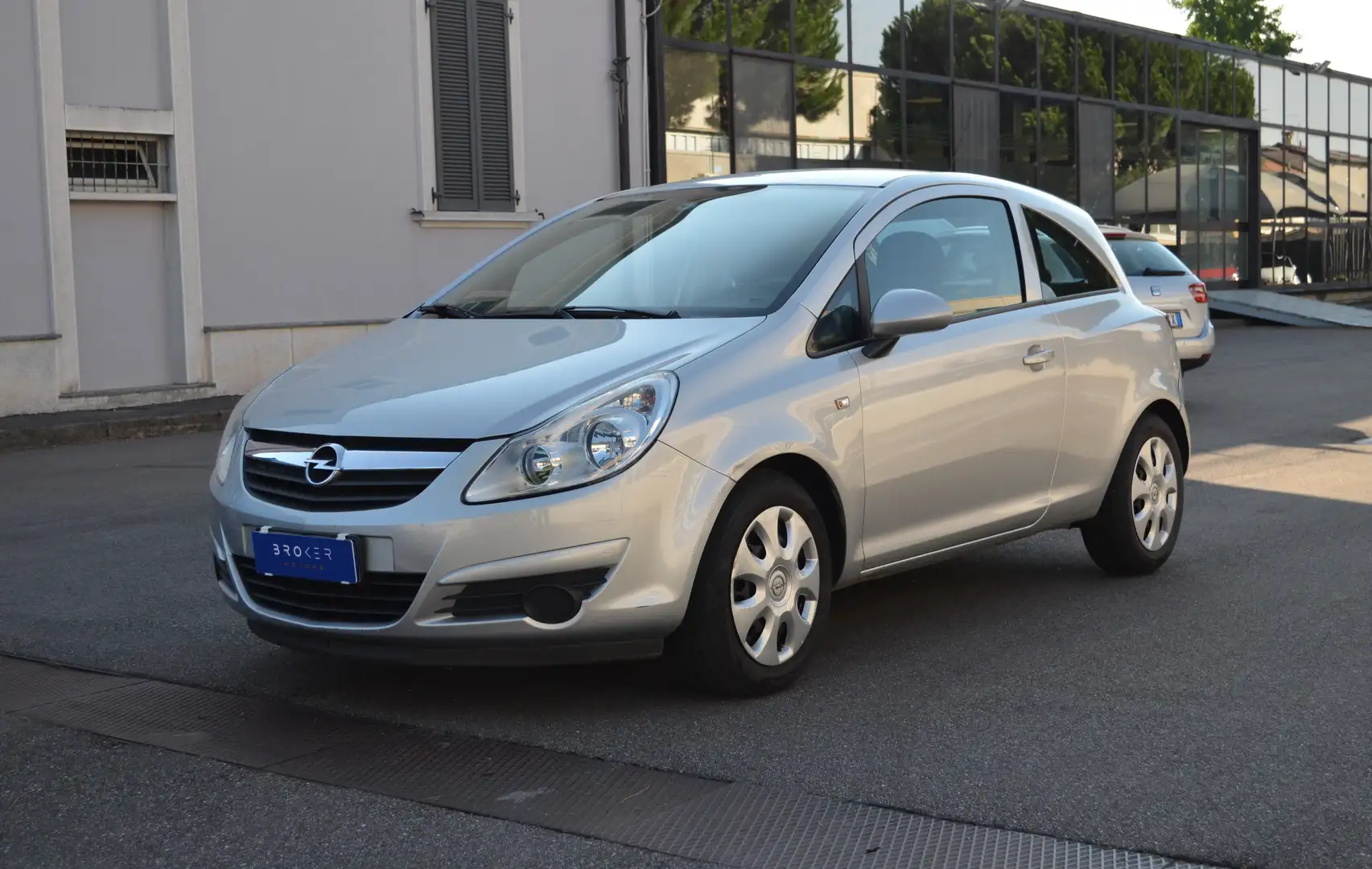 Opel Corsa Corsa IV 3p 1.2 benzina 80cv Argento - 1