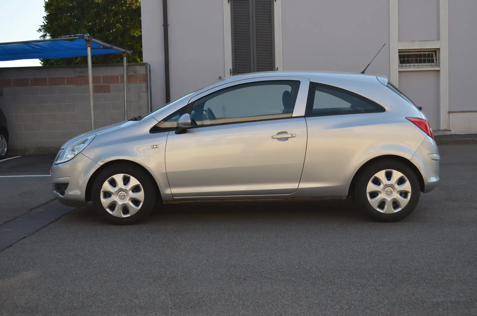 Opel Corsa Corsa IV 3p 1.2 benzina 80cv Argento - 2