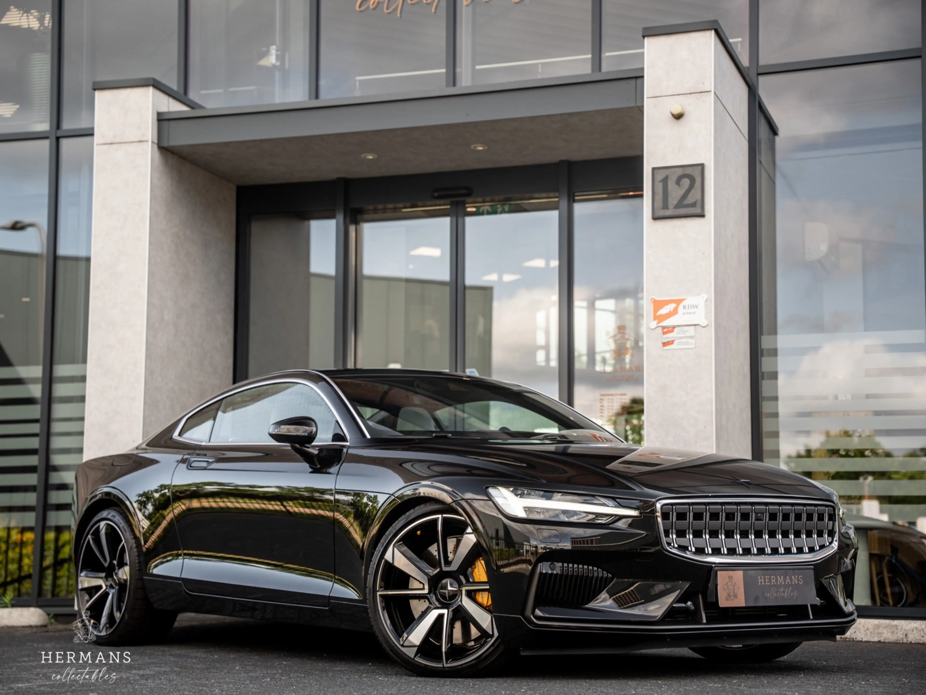 Polestar 1 2.0 T8R / 1 of 1500 / Carbon / Bowers & Wilkins /