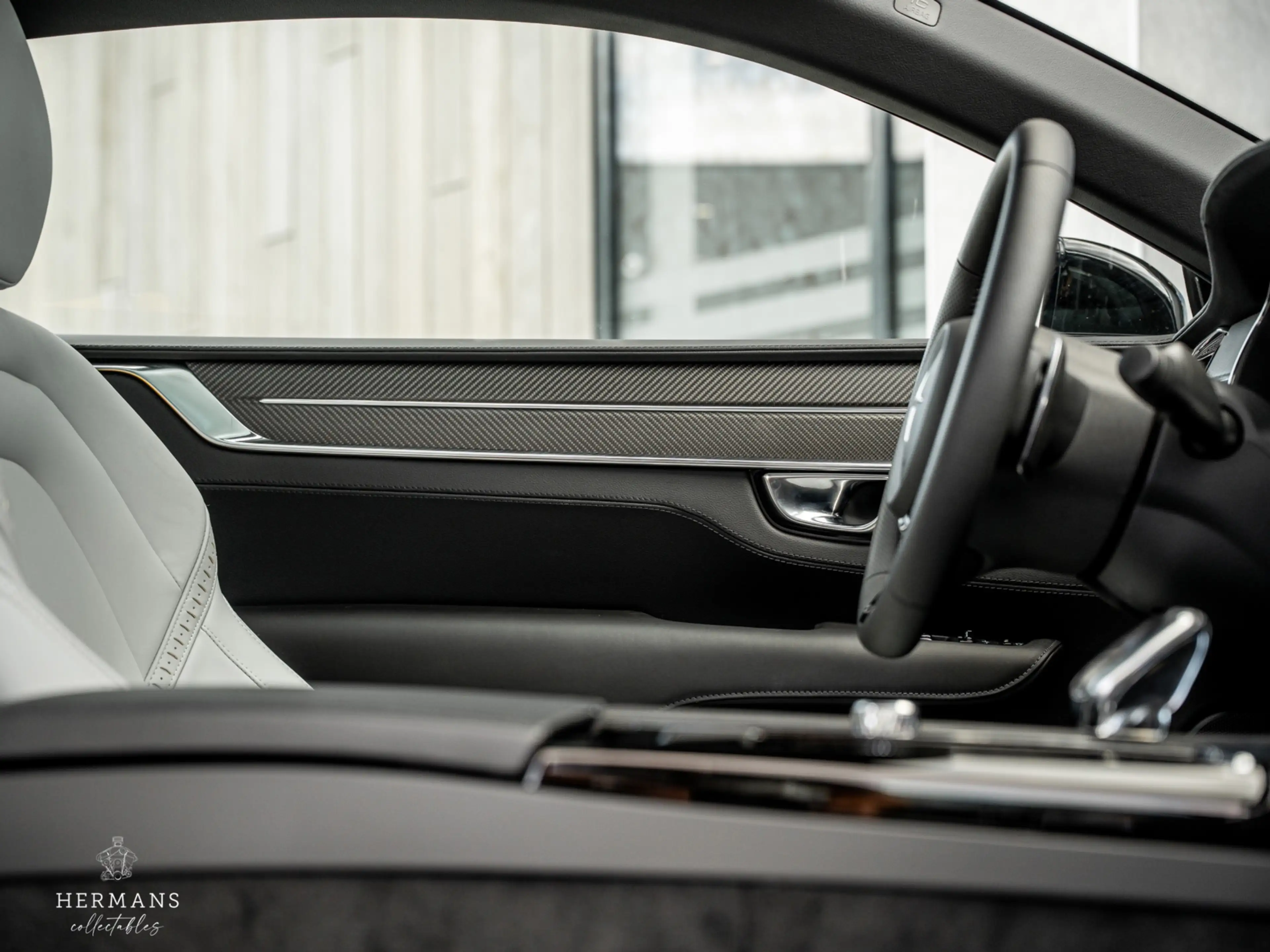 Polestar 1 2.0 T8R / 1 of 1500 / Carbon / Bowers & Wilkins / — photo 33