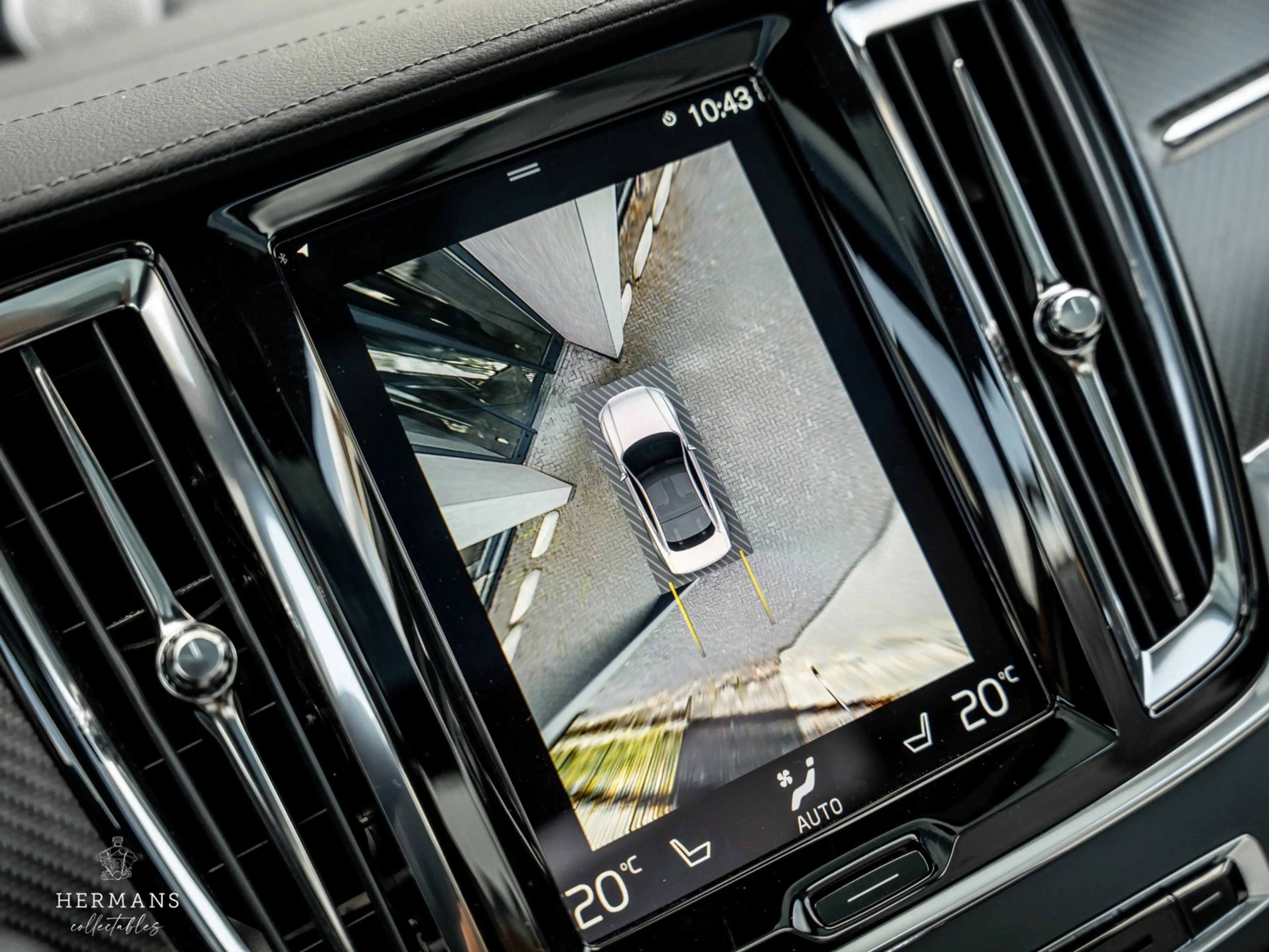 Polestar 1 2.0 T8R / 1 of 1500 / Carbon / Bowers & Wilkins / — photo 29